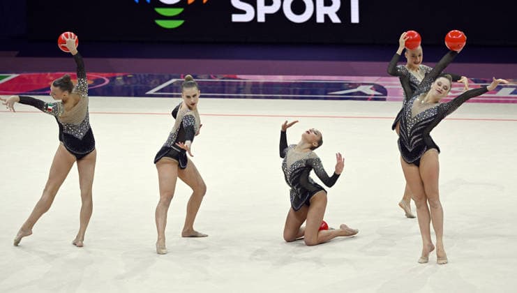 15.08.2026, xhbx, Rhythmische Sportgymnastik Weltmeisterschaft 2026, v.l. Team, Gruppe, Group, Mannschaft Italien, Italy Ball Frankfurt am Main *** August 15, 2026, xhbx, 2026 Rhythmic Gymnastics World Championships, from left: Team, Group, Italy, Ball, Frankfurt am Main