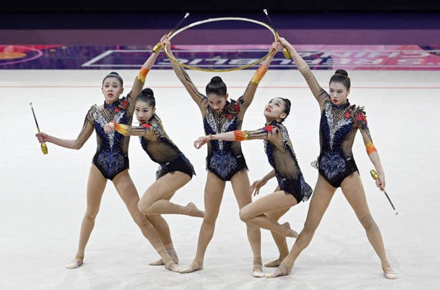 15.08.2026, xhbx, Rhythmische Sportgymnastik Weltmeisterschaft 2026, v.l. Team, Gruppe, Group, Mannschaft China Reifen Frankfurt am Main *** August 15, 2026, xhbx, 2026 Rhythmic Gymnastics World Championships, from left: Team, Group, China Hoop Team, Frankfurt am Main