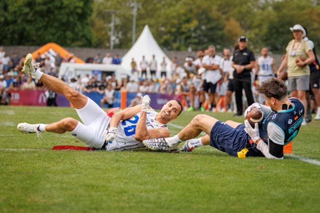 Quarter-final Italy (ITA) vs. Germany (GER), Day 3 Men at IFAF Flag Football Championships Düsseldorf 2026, 15.08.2026 Duesseldorf, Germany - Aug. 15, 2026: Fabian Achenbach (GER 21) during the Quarter-final match between Italy (ITA) vs. Germany (GER) on the third day of the Men IFAF Flag Football World Championships at the Bezirkssportanlage Duesseldorf Garath *** Quarterfinal: Italy (ITA) vs. Germany (GER), Day 3, Men s Division at the IFAF Flag Football Championships in Düsseldorf 2026, August 15, 2026, Düsseldorf, Germany. Fabian Achenbach (GER 21) during the quarterfinal match between Italy (ITA) and Germany (GER) on the third day of the Men’s IFAF Flag Football World Championships at the Bezirkssportanlage Düsseldorf Garath Copyright: xBEAUTIFULxSPORTS B.Hoffmannx