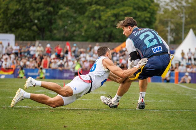 Quarter-final Italy (ITA) vs. Germany (GER), Day 3 Men at IFAF Flag Football Championships Düsseldorf 2026, 15.08.2026 Duesseldorf, Germany - Aug. 15, 2026: Fabian Achenbach (GER 21) during the Quarter-final match between Italy (ITA) vs. Germany (GER) on the third day of the Men IFAF Flag Football World Championships at the Bezirkssportanlage Duesseldorf Garath *** Quarterfinal: Italy (ITA) vs. Germany (GER), Day 3, Men s Division at the IFAF Flag Football Championships in Düsseldorf 2026, August 15, 2026, Düsseldorf, Germany. Fabian Achenbach (GER 21) during the quarterfinal match between Italy (ITA) and Germany (GER) on the third day of the Men’s IFAF Flag Football World Championships at the Bezirkssportanlage Düsseldorf Garath Copyright: xBEAUTIFULxSPORTS B.Hoffmannx