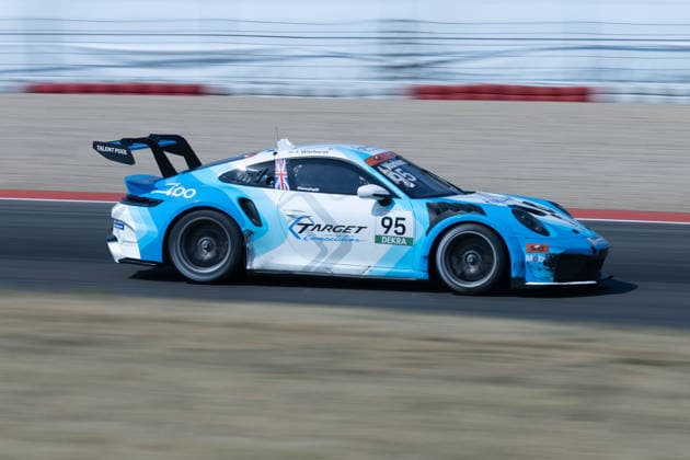 Nürburg, Deutschland 15.- 16. August 2026: Porsche Sixt Carrera Cup Deutschland - 2026 - Nürburgring - Samstag Rennen Im Bild: Joseph Warhurst (UK Target) *** Nürburg, Germany, August 15–16, 2026 Porsche Sixt Carrera Cup Germany 2026 Nürburgring Saturday Race Pictured: Joseph Warhurst, UK, Target Copyright: xFotostandx xManfredxStiebertx