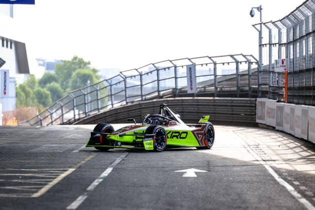 Dan Ticktum (Cupra Kiro, 33) zweites freies Training Free Practice 2, ABB FIA Formula E World Championship, WM, Weltmeisterschaft London e-Prix 2026, Vereinigtes Koenigreich, Saison 12 2025 26, Runde 16, 15.07.2026, ABB FIA Formula E World Championship, London e-Prix 2026, Vereinigtes Koenigreich, Saison 12 2025 26, Runde 16, 15.07.2026 London *** Dan Ticktum, Cupra Kiro, 33rd in Free Practice 2, ABB FIA Formula E World Championship, 2026 London e-Prix, United Kingdom, Season 12 (2025–26), Round 16, July 15, 2026, ABB FIA Formula E World Championship, 2026 London ePrix, United Kingdom, Season 12 (2025–26), Round 16, July 15, 2026, London Copyright: xEibner-Pressefoto LauraxRoemerx EP_LRR