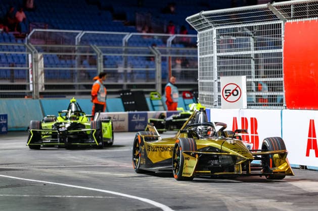 Maximilian Guenther (DS Penske, 07) zweites freies Training Free Practice 2, ABB FIA Formula E World Championship, WM, Weltmeisterschaft London e-Prix 2026, Vereinigtes Koenigreich, Saison 12 2025 26, Runde 16, 15.07.2026, ABB FIA Formula E World Championship, London e-Prix 2026, Vereinigtes Koenigreich, Saison 12 2025 26, Runde 16, 15.07.2026 London *** Maximilian Guenther, DS Penske, 07, Second Free Practice, ABB FIA Formula E World Championship, London e-Prix 2026, United Kingdom, Season 12 (2025–26), Round 16, July 15, 2026, ABB FIA Formula E World Championship, 2026 London ePrix, United Kingdom, Season 12 (2025–26), Round 16, July 15, 2026, London Copyright: xEibner-Pressefoto LauraxRoemerx EP_LRR