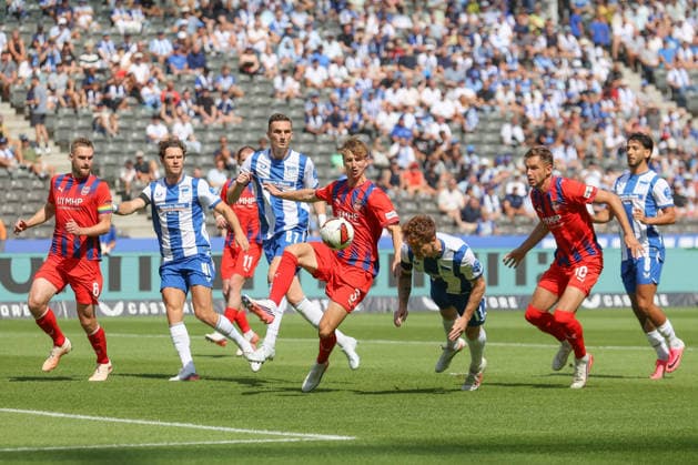15.08.2026, xtgx, Fussball 2. Bundesliga, Hertha BSC Berlin - 1. FC Heidenheim, v.l. Sebastian Grönning (Hertha, 17) schiesst Tor, schießt, Torschuetze, erzielt Tor, Treffer, scores the goal 1:0 (DFL DFB REGULATIONS PROHIBIT ANY USE OF PHOTOGRAPHS as IMAGE SEQUENCES and or QUASI-VIDEO) Berlin *** August 15, 2026, xtgx, Soccer 2. Bundesliga, Hertha BSC Berlin 1 FC Heidenheim, from left: Sebastian Grönning (Hertha), 17 scores a goal, shoots, goal scorer, scores a goal, goal, scores the goal 1–0 DFL DFB REGULATIONS PROHIBIT ANY USE OF PHOTOGRAPHS as IMAGE SEQUENCES and or QUASI-VIDEO Berlin