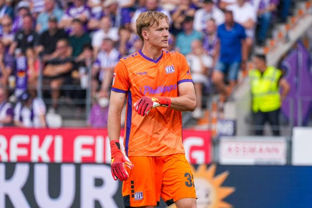 Jonas Krumney (VfL Osnabrück, 32) nach dem Gegentor zum 0:1, Deutschland: Fussball, 2. Bundesliga, Saison 2026 27, 2. Spieltag, 15.08.2026, VfL Osnabrück vs 1. FC Magdeburg, Stadion Bremer Brücke (Osnabrück, Niedersachsen) *** Jonas Krumney, VfL Osnabrück, age 32, after conceding the goal that made the score 0–1, German soccer, 2. Bundesliga, 2026–27 season, Matchday 2, August 15, 2026, VfL Osnabrück vs. 1. FC Magdeburg, Bremer Brücke Stadium, Osnabrück, Lower Saxony Copyright: xLeonxFrickx