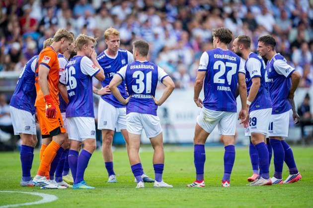 15.08.2026 - Fußball, 2026 2027, 2. Bundesliga, 2. Spieltag, VfL Osnabrück - 1. FC Magdeburg: Mannschaft (Osnabrück) DFL REGULATIONS PROHIBIT ANY USE OF PHOTOGRAPHS AS IMAGE SEQUENCES AND OR QUASI-VIDEO. *** August 15, 2026 Soccer, 2026–2027, 2. Bundesliga, Matchday 2, VfL Osnabrück vs. 1. FC Magdeburg. Osnabrück team. DFL regulations prohibit any use of photographs as image sequences and or quasi-video.