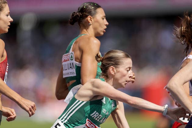 2026 European Athletics Championships, Alexander Stadium, Birmingham, England 15 8 2026 Women s 1500m Round 1 Heat 2 Ireland s Sarah Healy stumbles during the race Sarah Healy stumbles during the race 15 8 2026  Copyright: xx 0S9A6345