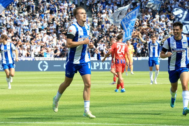 15.08.2026, DEU GER, Fussball , 2.Fussballbundesliga 2026 2027 (im Ligabetrieb zusätzlich: Spieltag, Saison 20xx 20xx), Berliner Olympiastadion, Hertha BSC vs. 1. FC Heidenheim 1846 2:0 durch Marten Winkler (Hertha BSC Berlin 22) 2. Liga: DFB DFL regulations prohibit any use of photographs as image sequences and or quasi-video) Berlin Berliner Olympiastadion Berlin Deutschland *** August 15, 2026, Germany, Soccer, 2026–2027 Bundesliga 2, additional matchday during the regular season, 20xx–20xx season, Berlin Olympic Stadium, Hertha BSC vs. 1. FC Heidenheim 1846, 2–0 (goal by Marten Winkler). Hertha BSC Berlin. 22. 2. League. DFB and DFL regulations prohibit any use of photographs as image sequences and or quasi-video. Berlin, Berlin Olympic Stadium, Berlin, Germany Copyright: xNordphotox xEnglerx