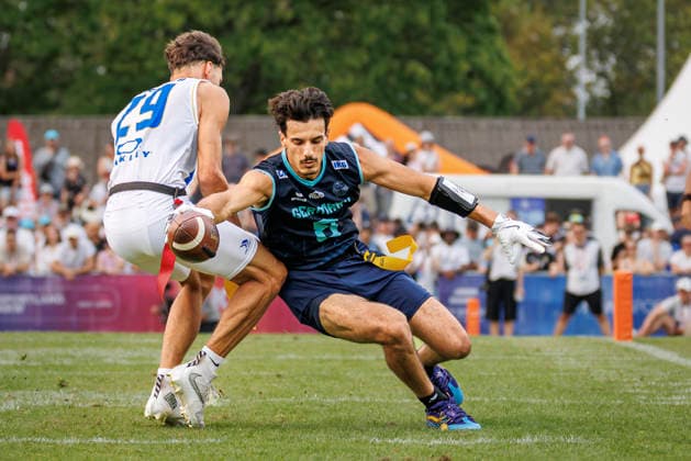 Quarter-final Italy (ITA) vs. Germany (GER), Day 3 Men at IFAF Flag Football Championships Düsseldorf 2026, 15.08.2026 Duesseldorf, Germany - Aug. 15, 2026: Malik Al-Kahlout (GER 8) and DANIELE ANGELO LATORRACA (ITA 29) during the Quarter-final match between Italy (ITA) vs. Germany (GER) on the third day of the Men IFAF Flag Football World Championships at the Bezirkssportanlage Duesseldorf Garath *** Quarterfinal: Italy (ITA) vs. Germany (GER), Day 3, Men s Division at the IFAF Flag Football Championships Düsseldorf 2026, August 15, 2026, Düsseldorf, Germany, Aug. 15, 2026 Malik Al Kahlout (GER) 8 and DANIELE ANGELO LATORRACA (ITA) 29 during the quarterfinal match between Italy (ITA) and Germany (GER) on the third day of the Men’s IFAF Flag Football World Championships at the Bezirkssportanlage Düsseldorf Garath Copyright: xBEAUTIFULxSPORTS B.Hoffmannx