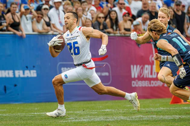Quarter-final Italy (ITA) vs. Germany (GER), Day 3 Men at IFAF Flag Football Championships Düsseldorf 2026, 15.08.2026 Duesseldorf, Germany - Aug. 15, 2026: RICCARDO PETRILLI (ITA 26) during the Quarter-final match between Italy (ITA) vs. Germany (GER) on the third day of the Men IFAF Flag Football World Championships at the Bezirkssportanlage Duesseldorf Garath *** Quarterfinal: Italy (ITA) vs. Germany (GER), Day 3, Men s Division at the IFAF Flag Football Championships in Düsseldorf 2026, August 15, 2026, Düsseldorf, Germany. RICCARDO PETRILLI (ITA) scored a touchdown during the quarterfinal match between Italy (ITA) and Germany (GER) on the third day of the Men’s IFAF Flag Football World Championships at the Bezirkssportanlage Düsseldorf Garath. Copyright: xBEAUTIFULxSPORTS B.Hoffmannx