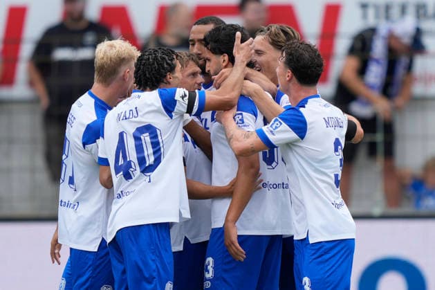 15.08.2026, Hänsch-Arena, Meppen, GER, 3. Liga, 2. Spieltag: SV Meppen vs SG Sonnenhof Großaspach, 1:0-Jubel nach Treffer von Stefan Rankic (SV Meppen 33) , Mitte DFL REGULATIONS PROHIBIT ANY USE OF PHOTOGRAPHS AS IMAGE SEQUENCES AND OR QUASI-VIDEO. Meppen Niedersachsen Hänsch-Arena *** August 15, 2026, Hänsch Arena, Meppen, GER, 3. Liga, Matchday 2: SV Meppen vs. SG Sonnenhof Großaspach, 1:0 Celebration after a goal by Stefan Rankic, SV Meppen 33, center. DFL regulations prohibit any use of photographs as image sequences and or quasi-video. Meppen, Lower Saxony, Hänsch Arena