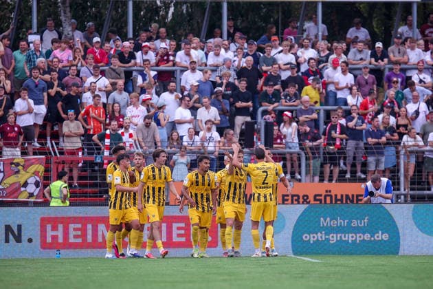15.08.2026, xsefx, Fußball, SC Fortuna Köln - TSV Alemannia Aachen, 3.Liga, Südstation, 2. Spieltag, Saison 2026 2027: Torjubel nach dem Elfmetertor zum 1:0 durch Torschütze Mehdi Loune (Alemannia Aachen 10) DFB regulations prohibit any use of photographs as image sequences and or quasi-video. Nordrhein-Westfalen Deutschland *** August 15, 2026, xsefx, Soccer, SC Fortuna Köln vs. TSV Alemannia Aachen, 3. Liga, Südstation, Matchday 2, 2026–2027 Season. Celebrations after the penalty kick goal that made it 1–0, scored by Mehdi Loune. Alemannia Aachen 10. DFB regulations prohibit any use of photographs as image sequences and or quasi-video. North Rhine-Westphalia, Germany