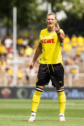 Testspiel: Borussia Dortmund Frauen - AS Roma Frauen; 15.08.2026 Alexandra Popp (Borussia Dortmund Frauen, 11) Testspiel, BVB-Saisoneröffnung 2026 27: Borussia Dortmund Frauen - AS Roma Frauen; Rote Erde, Dortmund; 15.08.2026 *** Friendly Match: Borussia Dortmund Women vs. AS Roma Women, August 15, 2026; Alexandra Popp, Borussia Dortmund Women; 11th Friendly Match; BVB 2026 Season Opener; August 27, 2026; Borussia Dortmund Women vs. AS Roma Women at Rote Erde, Dortmund, August 15, 2026 Copyright: xBEAUTIFULxSPORTS Buriakovx