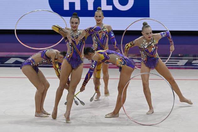 15.08.2026, xhbx, Rhythmische Sportgymnastik Weltmeisterschaft 2026, v.l. Team, Gruppe, Group, Mannschaft Deutschland, Germany (besteht aus: Alisa Datsenko, Anja Kosan, Alina Ott, Helena Ripken, Anna-Maria Shatokhin) 3 Reifen, 2 Keulen Übung Frankfurt am Main *** August 15, 2026, xhbx, 2026 Rhythmic Gymnastics World Championships, from left: Team, Group, Germany consists of Alisa Datsenko, Anja Kosan, Alina Ott, Helena Ripken, Anna Maria Shatokhin; 3 hoops, 2 clubs routine; Frankfurt am Main