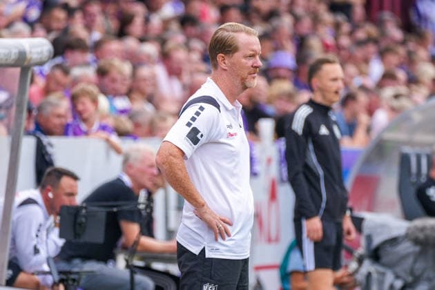 Timo Schultz (VfL Osnabrück, Trainer), Deutschland: Fussball, 2. Bundesliga, Saison 2026 27, 2. Spieltag, 15.08.2026, VfL Osnabrück vs 1. FC Magdeburg, Stadion Bremer Brücke (Osnabrück, Niedersachsen) *** Timo Schultz, VfL Osnabrück, Coach, German Soccer, 2. Bundesliga, 2026–27 Season, Matchday 2, August 15, 2026, VfL Osnabrück vs. 1. FC Magdeburg, Bremer Brücke Stadium, Osnabrück, Lower Saxony Copyright: xLeonxFrickx