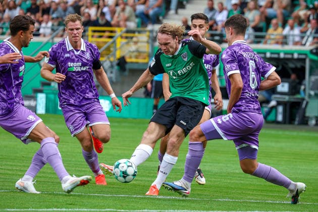 15.08.2026, xsscx, Fußball 3. Liga, Preußen Münster - FC Ingolstadt 04, 2. Spieltag, LVM-Preußenstadion, Saison 2026 2027: Die Mannschaft von Ryan Johansson (SC Preußen Münster 20) schießt das Tor zum 1:0 DFB regulations prohibit any use of photographs as image sequences and or quasi-video. Nordrhein-Westfalen Deutschland *** August 15, 2026, xsscx, Soccer 3rd Division, Preußen Münster vs. FC Ingolstadt 04, Matchday 2, LVM Preußenstadion, 2026–2027 Season: Ryan Johansson’s team, SC Preußen Münster 20, scores the 1–0 goal. DFB regulations prohibit any use of photographs as image sequences and or quasi-video. North Rhine-Westphalia, Germany