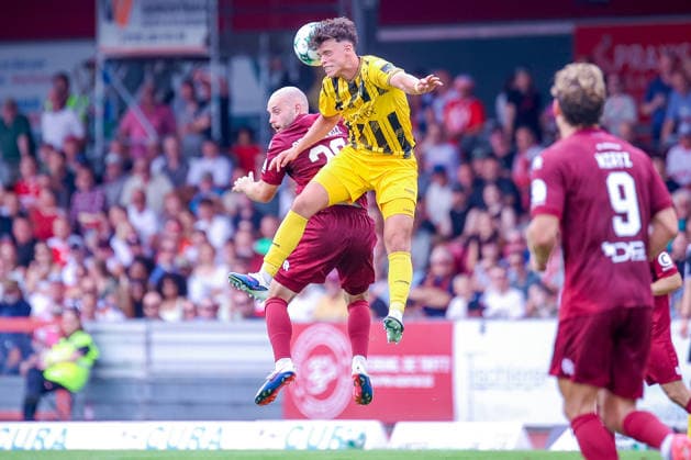 15.08.2026, xsefx, Fußball, SC Fortuna Köln - TSV Alemannia Aachen, 3.Liga, Südstation, 2. Spieltag, Saison 2026 2027: Faton Ademi (Alemannia Aachen 36) im Zweikampf gegen Adrian Stanilewicz (Fortuna Koeln 20) DFB regulations prohibit any use of photographs as image sequences and or quasi-video. Nordrhein-Westfalen Deutschland *** August 15, 2026, xsefx, Soccer, SC Fortuna Köln vs. TSV Alemannia Aachen, 3rd Division, Südstation, Matchday 2, 2026–2027 Season: Faton Ademi (Alemannia Aachen, No. 36) in a tackle against Adrian Stanilewicz (Fortuna Cologne, No. 20). DFB regulations prohibit any use of photographs as image sequences and or quasi-video. North Rhine-Westphalia, Germany