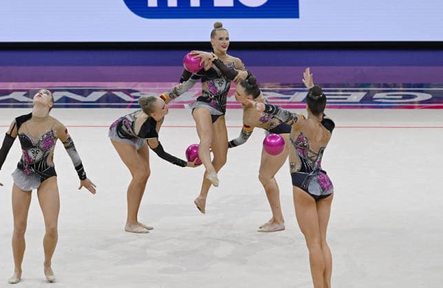 15.08.2026, xhbx, Rhythmische Sportgymnastik Weltmeisterschaft 2026, v.l. Team, Gruppe, Group, Mannschaft Deutschland, Germany (besteht aus: Alisa Datsenko, Anja Kosan, Alina Ott, Helena Ripken, Anna-Maria Shatokhin) Ballübung Frankfurt am Main *** August 15, 2026, xhbx, 2026 Rhythmic Gymnastics World Championships, v l Team, Group, Germany consists of Alisa Datsenko, Anja Kosan, Alina Ott, Helena Ripken, Anna Maria Shatokhin Ball routine Frankfurt am Main