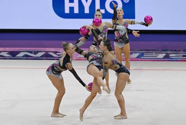 15.08.2026, xhbx, Rhythmische Sportgymnastik Weltmeisterschaft 2026, v.l. Team, Gruppe, Group, Mannschaft Deutschland, Germany (besteht aus: Alisa Datsenko, Anja Kosan, Alina Ott, Helena Ripken, Anna-Maria Shatokhin) Ballübung Frankfurt am Main *** August 15, 2026, xhbx, 2026 Rhythmic Gymnastics World Championships, v l Team, Group, Germany consists of Alisa Datsenko, Anja Kosan, Alina Ott, Helena Ripken, Anna Maria Shatokhin Ball routine Frankfurt am Main