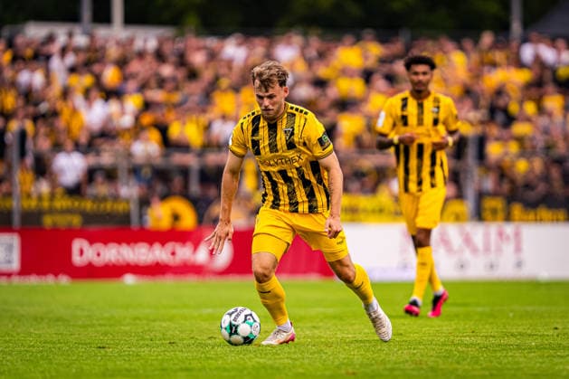 Mika Schroers (Alemannia Aachen, 27) SC Fortuna Koeln vs. Alemannia Aachen, Fussball, 3. Liga, 2. Spieltag, Saison 2026 2027, 15.08.2026 DFB REGULATIONS PROHIBIT ANY USE OF PHOTOGRAPHS AS IMAGE SEQUENCES AND OR QUASI-VIDEO SC Fortuna Koeln vs. Alemannia Aachen, Fussball, 3. Liga, 2. Spieltag, Saison 2026 2027, 15.08.2026 Koeln *** Mika Schroers Alemannia Aachen, 27 SC Fortuna Cologne vs. Alemannia Aachen, Soccer, 3rd Division, Matchday 2, 2026–2027 Season, August 15, 2026 DFB regulations prohibit any use of photographs as image sequences and or quasi-video SC Fortuna Cologne vs. Alemannia Aachen, soccer, 3rd Division, Matchday 2, 2026–2027 Season, August 15, 2026, Cologne Copyright: xEibner-Pressefoto J.xDerondeaux EP_JDU