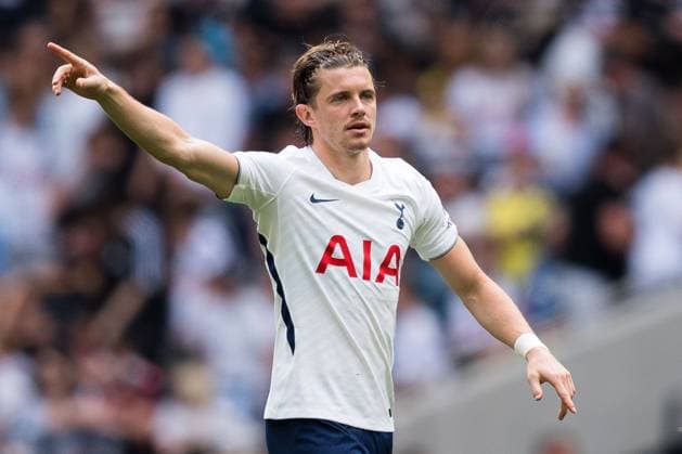 Conor Gallagher of Tottenham Hotspur gives instructions Tottenham Hotspur vs Hoffenheim, Club Friendlies, Tottenham Hotspur Stadium, London, UK - 15 Aug 2026London Tottenham Hotspur Stadium United Kingdom  Copyright: xWiredxPhotos Shutterstockx 17084203y