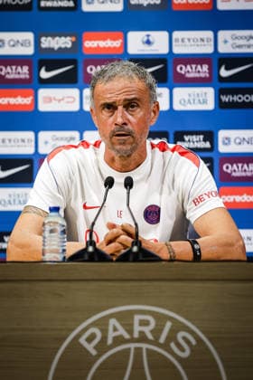 August 15, 2026, Poissy, France, France: Luis ENRIQUE of PSG during a Paris Saint-Germain press conference, PK, Pressekonferenz at Campus PSG on August 15, 2026 in Poissy near Paris, France. Poissy France - ZUMAm308 20260815_zsp_m308_018 Copyright: xMatthieuxMirvillex