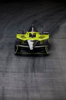 2026 FORMULA E LONDON ePRIX 27 DENNIS Jake (gbr), Andretti Formula E, Porsche 99X Electric, action during the London ePrix, 16th and 17th round of the 2025-26 ABB FIA Formula E World Championship, WM, Weltmeisterschaft on the ExCel London Circuit from August 14 to 16, 2026 in London, United Kingdom -  Copyright: xGREGORYxLENORMANDx