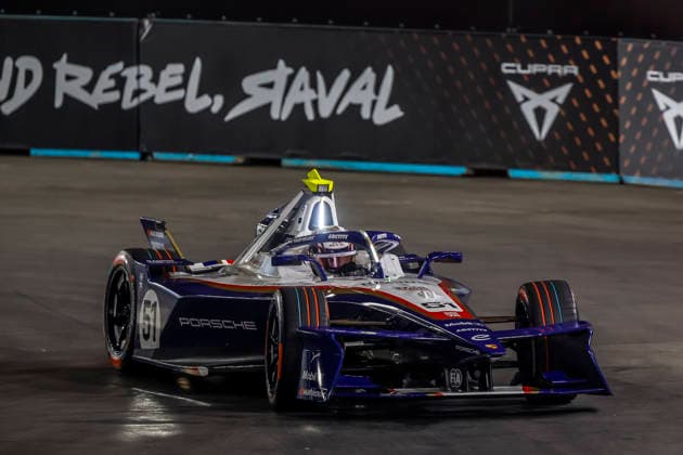 2026 FORMULA E LONDON ePRIX 51 MULLER Nico (swi), Porsche Formula E Team, Porsche 99X Electric, action during the London ePrix, 16th and 17th round of the 2025-26 ABB FIA Formula E World Championship, WM, Weltmeisterschaft on the ExCel London Circuit from August 14 to 16, 2026 in London, United Kingdom -  Copyright: xGREGORYxLENORMANDx
