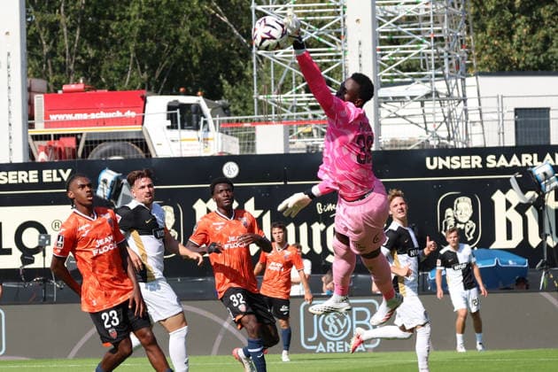 15.08.2026, xrekx, Fussball Testspiel, SV Elversberg - FC Lorient v.l. Bingourou Kamara (FC Lorient) (DFL DFB REGULATIONS PROHIBIT ANY USE OF PHOTOGRAPHS as IMAGE SEQUENCES and or QUASI-VIDEO) Elversberg *** August 15, 2026, xrekx, Soccer Friendly Match, SV Elversberg vs. FC Lorient, featuring Bingourou Kamara, FC Lorient. DFL and DFB regulations prohibit any use of photographs as image sequences and or quasi-video. Elversberg