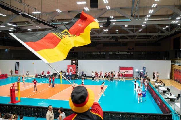 VOLLEYBALL - AUT vs GER, test match VIENNA,AUSTRIA,15.AUG.26 - VOLLEYBALL - OEVV international test match, ladies, Austria vs Germany. Image shows an overview of the Arena Wien. Keywords: flag.  GEPAxpictures xGabrielxLopez