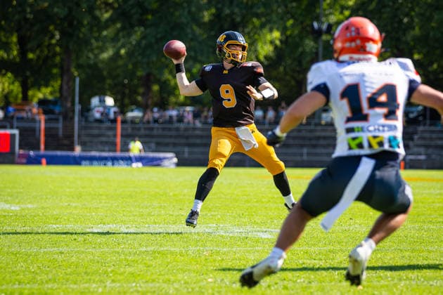 Nicholas Semptimphelter (Munich Cowboys, 09 Quarter Back) Munich Cowboys vs ifm Razorbacks Ravensburg, American Football, German Football League, Week 15, 2026, 15.08.2026, Munich Dantestadion Bayern Germany Copyright: xPFA SebastianxJustx