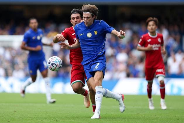 Marco Palestra of Chelsea is challenged by Jon Aramburu of Real Sociedad Chelsea v Real Sociedad, Pre Season Friendly, Football, Stamford Bridge, London, UK, 15 08 2026, England - 15 Aug 2026London Stamford Bridge England United Kingdom  Copyright: xHanc WiredxPhotos Shutterstockx 17084257bh