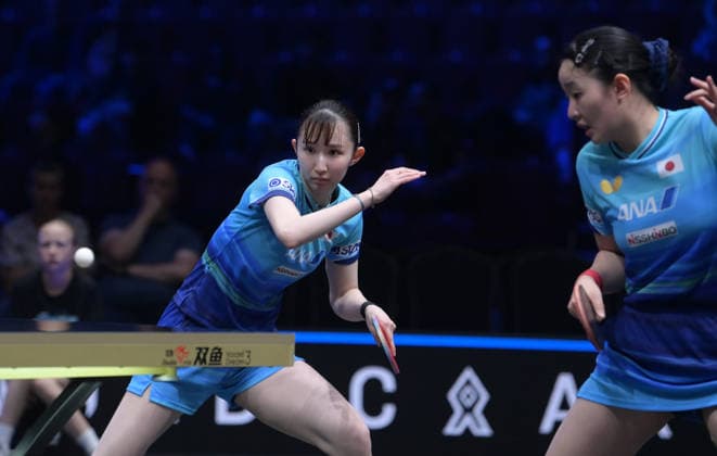 (260815) -- MALMO, Aug. 15, 2026 -- Harimoto Miwa Hayata Hina (L) of Japan compete against Doo Hoi Kem Ng Wing Lam of China s Hong Kong during the women s doubles final match at the WTT Europe Smash Sweden 2026 in Malmo, Sweden, Aug. 15, 2026. ) (SP)SWEDEN-MALMO Table tennis, Tischtennis WTT EUROPE SMASH 2026-WOMEN S DOUBLES WengxXinyang 