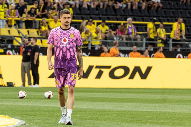 Regionalliga West: Borussia Dortmund II - 1.FC Köln II, 07.08.2026 Alexander Meyer (Borussia Dortmund, 33) bei der offiziellen Vorstellung der Kader für die Saison 2026 27. Regionalliga West: Borussia Dortmund II - 1.FC Köln II, Rote Erde, Dortmund; 07.08.2026 DFB regulations prohibit any use of photographs as image sequences and or quasi video. *** Regionalliga West: Borussia Dortmund II vs. 1. FC Köln II, August 7, 2026. Alexander Meyer of Borussia Dortmund, No. 33, at the official presentation of the rosters for the 2026–27 Regionalliga West season: Borussia Dortmund II vs. 1. FC Köln II, Rote Erde, Dortmund, August 7, 2026 DFB regulations prohibit any use of photographs as image sequences and or quasi-video Copyright: xBEAUTIFULxSPORTS Buriakovx