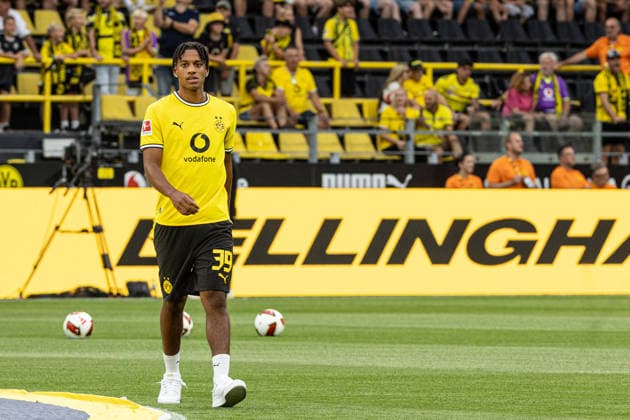 Regionalliga West: Borussia Dortmund II - 1.FC Köln II, 07.08.2026 Filippo Mane (Borussia Dortmund, 39) bei der offiziellen Vorstellung der Kader für die Saison 2026 27. Regionalliga West: Borussia Dortmund II - 1.FC Köln II, Rote Erde, Dortmund; 07.08.2026 DFB regulations prohibit any use of photographs as image sequences and or quasi video. *** Regionalliga West: Borussia Dortmund II 1, 1. FC Köln II, August 7, 2026. Filippo Mane of Borussia Dortmund, No. 39, at the official presentation of the rosters for the 2026–27 season. Regionalliga West: Borussia Dortmund II 1, 1. FC Köln II, Rote Erde, Dortmund, August 7, 2026 DFB regulations prohibit any use of photographs as image sequences and or quasi-video Copyright: xBEAUTIFULxSPORTS Buriakovx