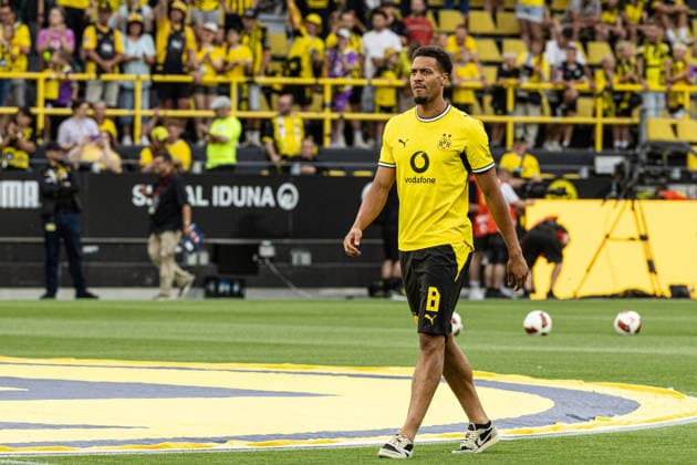 Regionalliga West: Borussia Dortmund II - 1.FC Köln II, 07.08.2026 Felix Nmecha (Borussia Dortmund, 8) bei der offiziellen Vorstellung der Kader für die Saison 2026 27. Regionalliga West: Borussia Dortmund II - 1.FC Köln II, Rote Erde, Dortmund; 07.08.2026 DFB regulations prohibit any use of photographs as image sequences and or quasi video. *** Regionalliga West: Borussia Dortmund II vs. 1. FC Köln II, August 7, 2026—Felix Nmecha of Borussia Dortmund, number 8, at the official presentation of the rosters for the 2026–27 Regionalliga West season: Borussia Dortmund II vs. 1. FC Köln II, Rote Erde, Dortmund, August 7, 2026. DFB regulations prohibit any use of photographs as image sequences and or quasi-video. Copyright: xBEAUTIFULxSPORTS Buriakovx