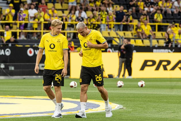 Regionalliga West: Borussia Dortmund II - 1.FC Köln II, 07.08.2026 Daniel Svensson (Borussia Dortmund, 24), Julian Ryerson (Borussia Dortmund, 26) bei der offiziellen Vorstellung der Kader für die Saison 2026 27. Regionalliga West: Borussia Dortmund II - 1.FC Köln II, Rote Erde, Dortmund; 07.08.2026 DFB regulations prohibit any use of photographs as image sequences and or quasi video. *** Regionalliga West: Borussia Dortmund II 1, 1. FC Köln II 0; August 7, 2026. Daniel Svensson, Borussia Dortmund, 24, Julian Ryerson, Borussia Dortmund, 26, at the official presentation of the rosters for the 2026–27 season, Regionalliga West: Borussia Dortmund II vs. 1. FC Köln II, Rote Erde, Dortmund, August 7, 2026. DFB regulations prohibit any use of photographs as image sequences and or quasi-video. Copyright: xBEAUTIFULxSPORTS Buriakovx