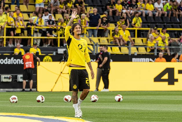 Regionalliga West: Borussia Dortmund II - 1.FC Köln II, 07.08.2026 Fabio Silva (Borussia Dortmund, 21) bei der offiziellen Vorstellung der Kader für die Saison 2026 27. Regionalliga West: Borussia Dortmund II - 1.FC Köln II, Rote Erde, Dortmund; 07.08.2026 DFB regulations prohibit any use of photographs as image sequences and or quasi video. *** Regionalliga West: Borussia Dortmund II vs. 1. FC Köln II, August 7, 2026. Fabio Silva of Borussia Dortmund, age 21, at the official presentation of the rosters for the 2026–27 season. Regionalliga West: Borussia Dortmund II vs. 1. FC Köln II, Rote Erde, Dortmund, August 7, 2026 DFB regulations prohibit any use of photographs as image sequences and or quasi-video Copyright: xBEAUTIFULxSPORTS Buriakovx