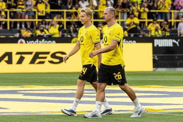 Regionalliga West: Borussia Dortmund II - 1.FC Köln II, 07.08.2026 Daniel Svensson (Borussia Dortmund, 24), Julian Ryerson (Borussia Dortmund, 26) bei der offiziellen Vorstellung der Kader für die Saison 2026 27. Regionalliga West: Borussia Dortmund II - 1.FC Köln II, Rote Erde, Dortmund; 07.08.2026 DFB regulations prohibit any use of photographs as image sequences and or quasi video. *** Regionalliga West: Borussia Dortmund II 1, 1. FC Köln II 0; August 7, 2026. Daniel Svensson, Borussia Dortmund, 24, Julian Ryerson, Borussia Dortmund, 26, at the official presentation of the rosters for the 2026–27 season, Regionalliga West: Borussia Dortmund II vs. 1. FC Köln II, Rote Erde, Dortmund, August 7, 2026. DFB regulations prohibit any use of photographs as image sequences and or quasi-video. Copyright: xBEAUTIFULxSPORTS Buriakovx