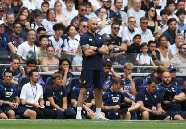 Pre Season Friendly - Tottenham Hotspur v TSG 1899 Hoffenheim LONDON, ENGLAND, AUGUST 15: Christian Ilzer manager of TSG 1899 Hoffenheim during the Pre Season Friendly match between Tottenham Hotspur v TSG 1899 Hoffenheim at Tottenham Hotspur Stadium, London on 15 August. (Photo by Daniel Weir) London Tottenham Hotspur Stadium United Kingdom Copyright: xDanielxWeir SportsxPressxPhotox Sportspressphoto_SPR207054