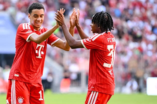 Jamal Musiala (FC Bayern Muenchen) celebrates after scoring his team s third goal with teammates during the Telekom Cup match between FC Bayern Muenchen and RB Leipzig at Allianz Arena on August 15, 2026 in Munich, Germany. (Photo by Harry Langer DeFodi Images) - *** Jamal Musiala of FC Bayern Munich celebrates with his teammates after scoring his team s third goal during the Telekom Cup match between FC Bayern Munich and RB Leipzig at the Allianz Arena on August 15, 2026, in Munich, Germany. Photo by Harry Langer, DeFodi Images