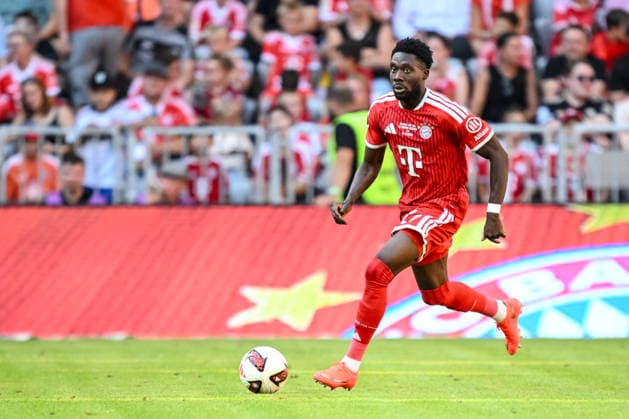 Alphonso Davies (FC Bayern Muenchen) controls the Ball during the Telekom Cup match between FC Bayern Muenchen and RB Leipzig at Allianz Arena on August 15, 2026 in Munich, Germany. (Photo by Harry Langer DeFodi Images) - *** Alphonso Davies of FC Bayern Munich controls the ball during the Telekom Cup match between FC Bayern Munich and RB Leipzig at the Allianz Arena on August 15, 2026, in Munich, Germany. Photo by Harry Langer, DeFodi Images