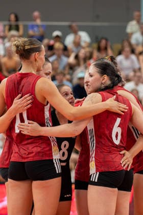 VOLLEYBALL - AUT vs GER, test match VIENNA,AUSTRIA,15.AUG.26 - VOLLEYBALL - OEVV international test match, ladies, Austria vs Germany. Image shows the rejoicing of Germany team.  GEPAxpictures xGabrielxLopez