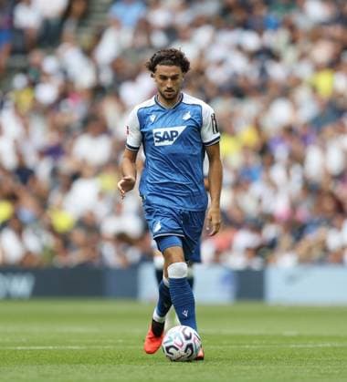 Pre Season Friendly - Tottenham Hotspur v TSG 1899 Hoffenheim LONDON, ENGLAND, AUGUST 15: Leon Avdullahu of TSG 1899 Hoffenheim during the Pre Season Friendly match between Tottenham Hotspur v TSG 1899 Hoffenheim at Tottenham Hotspur Stadium, London on 15 August. (Photo by Daniel Weir) London Tottenham Hotspur Stadium United Kingdom Copyright: xDanielxWeir SportsxPressxPhotox Sportspressphoto_SPR207081
