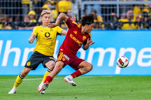 Testspiel, Bundesliga Serie A, Borussia Dortmund vs. AS Rom, 15.08.2026 im Signal Iduna Park Daniel Svensson Paulo Dyballa *** Friendly Match, Bundesliga Serie A, Borussia Dortmund vs. AS Roma, August 15, 2026, at Signal Iduna Park: Daniel Svensson, Paulo Dybala Copyright: xBahhoxKarax