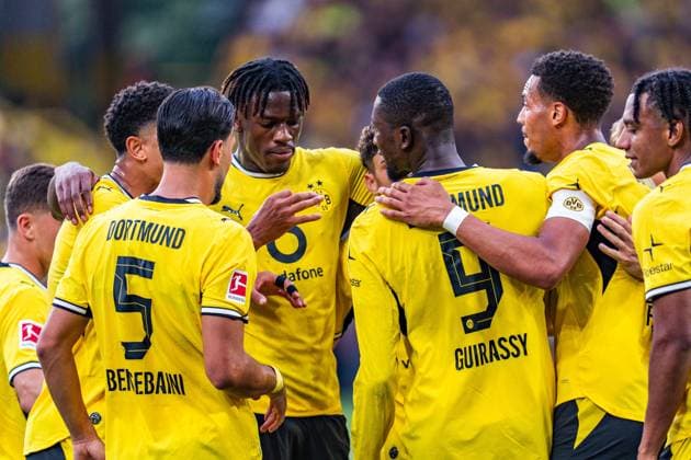 Testspiel, Bundesliga Serie A, Borussia Dortmund vs. AS Rom, 15.08.2026 im Signal Iduna Park Tor zum 2:2 durch Serhou Guirassy nach Vorlage von Julian Ryerson Ramy Bensebaini Joane Gadou Filippo Mane Felix Nmecha *** Friendly Match, Bundesliga Serie A, Borussia Dortmund vs. AS Roma, August 15, 2026, at Signal Iduna Park. Serhou Guirassy scores the 2-2 goal off assists from Julian Ryerson, Ramy Bensebaini, Joane Gadou, Filippo Mane, and Felix Nmecha. Copyright: xBahhoxKarax