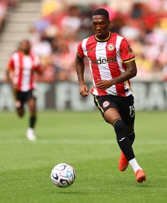 Jaidon Anthony of Brentford Brentford v Eintracht Frankfurt, Pre Season Friendly, Football, Gtech Community Stadium, London, UK - 15 Aug 2026London Gtech Community Stadium United Kingdom EDITORIAL USE ONLY No use with unauthorised audio, video, data, fixture lists, club league logos or live services. Online in-match use limited to 120 images, no video emulation. No use in betting, games or single club league player publications.  Copyright: xMichaelxZemanek Shutterstockx 17070130bl