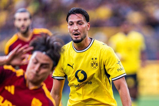 Testspiel, Bundesliga Serie A, Borussia Dortmund vs. AS Rom, 15.08.2026 im Signal Iduna Park Ramy Bensebaini *** Exhibition Match, Bundesliga Serie A, Borussia Dortmund vs. AS Roma, August 15, 2026, at Signal Iduna Park, Ramy Bensebaini Copyright: xBahhoxKarax