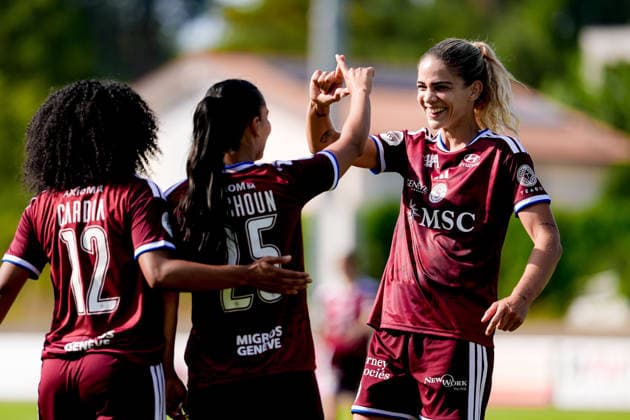 Switzerland: AXA Womens Super League 2026 27, Servette FC Chenois Feminin vs FC Aarau Frauen - Stade des Trois-Chene, Chene-Bourg: Stefanie Da Eira (StÃ fanie Da Eira) celebrating with team after scoring teams third goal Chene-Bourg Geneva, Switzerland, August 15th 2026 Geneva Switzerland *** Switzerland AXA Women s Super League 2026-27, Servette FC Chenois Feminin vs. FC Aarau Women, Stade des Trois Chênes, Chêne-Bourg. Stefanie Da Eira celebrating with her team after scoring the team s third goal, Chêne-Bourg, Geneva, Switzerland, August 15, 2026, Geneva, Switzerland Copyright: xPriscilaxBütlerx