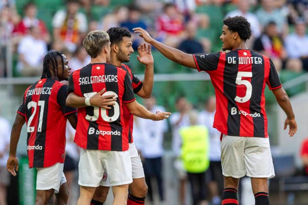 Manchester United, ManU v AC Milan Friendly Mach Samuel Chukwueze, Alexis Saelemaekers, Goncalo Ramos, Koni De Winter during a friendly match between Manchester United and AC Milan in Wroclaw,Poland on August 15, 2026 Wroclaw Poland  Copyright: xAndrzejxIwanczukx originalFilename:iwanczuk-manchest260815_npLNW.jpg